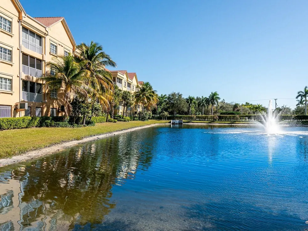 Bella Lago 323 Your Home Away From Home In Paradise! - 7431 Bella Lago Drive 2 Bedroom Condo by RedAwning