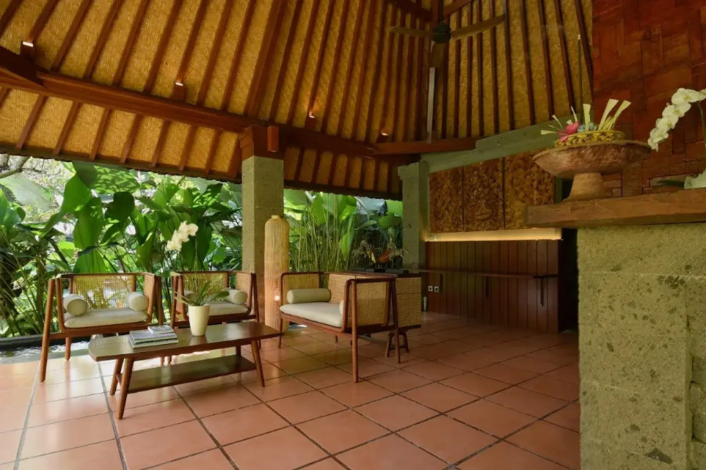 JAPA Suites & Villas