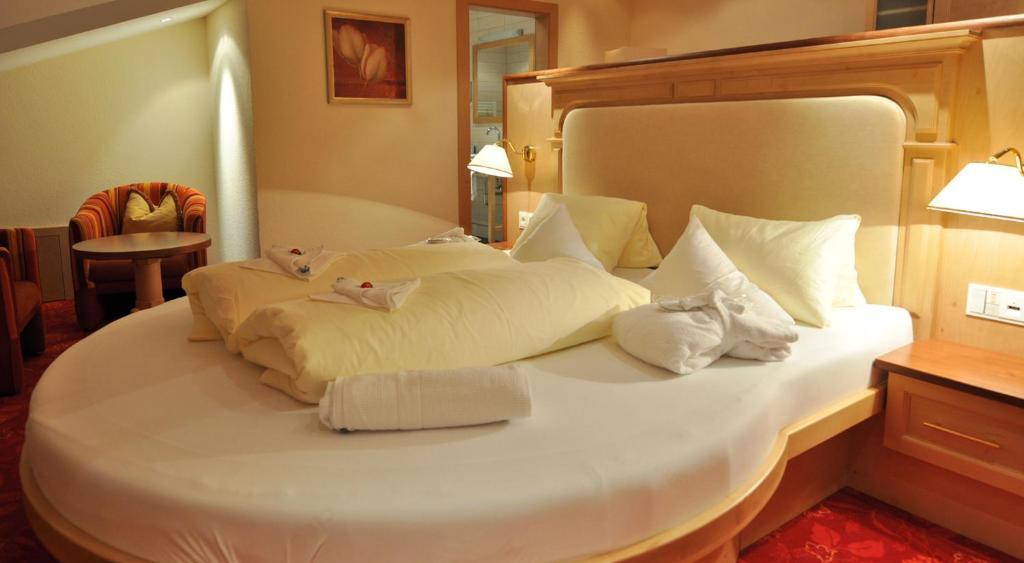 Hotel Alpvita Piz Tasna by null