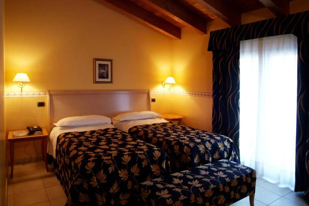 Hotel Ristorante Novecento - Chambres