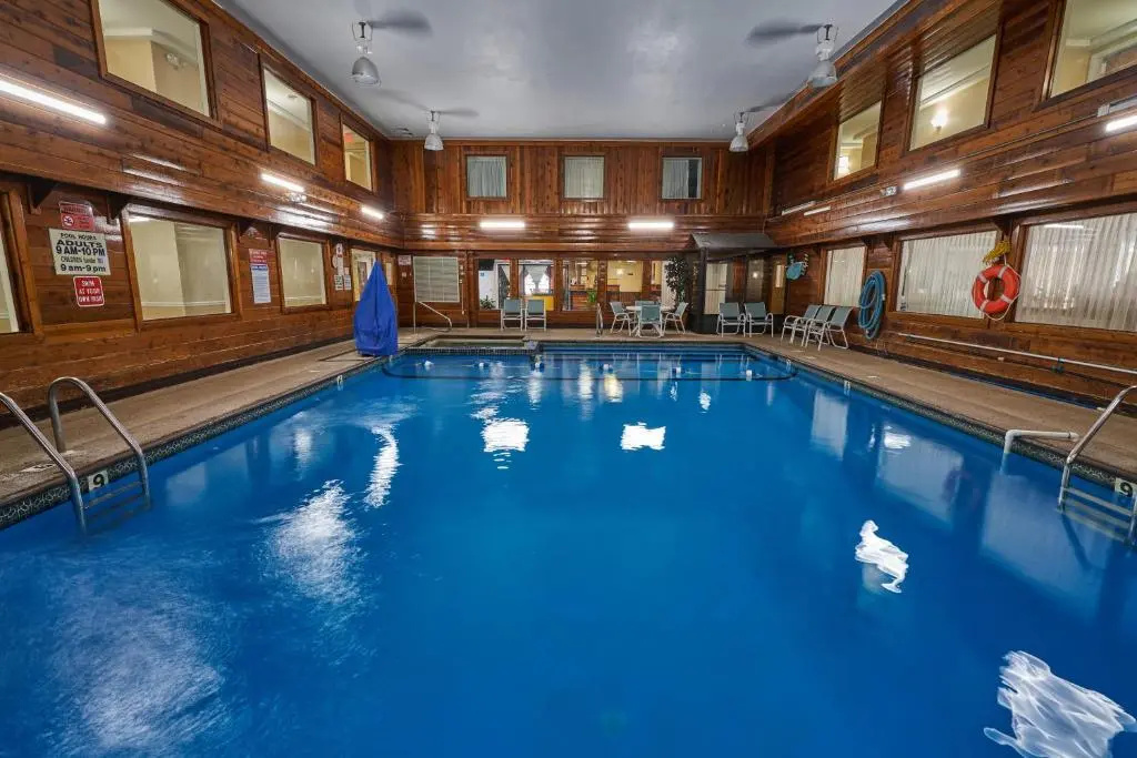 Ambassador Inn & Suites - Chambres