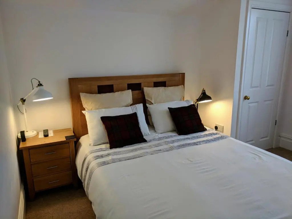 花園景標準雙人房，配備雙人床