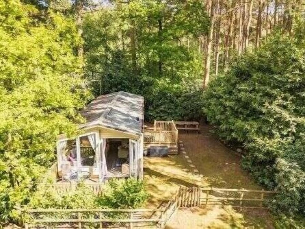 Nutty Nanny's - Kelling Heath Holiday Park - 22251