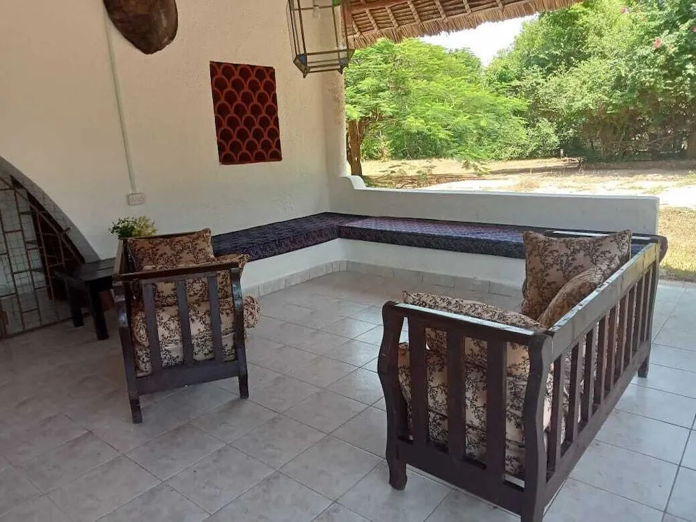 Lux Suites Kivulini Cottages Diani