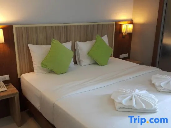 Superior Double room (full double bed)