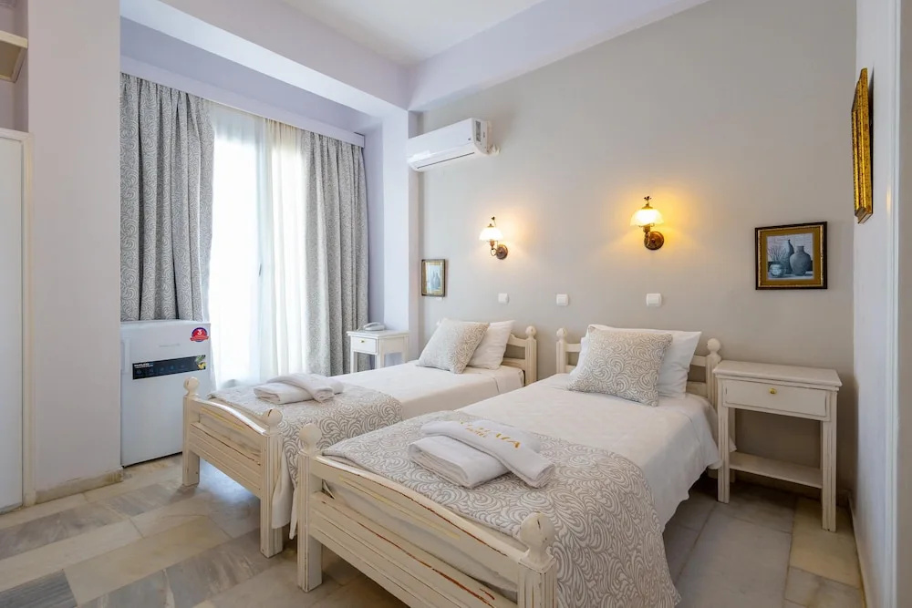 Economy Double room with balcony (full double bed)