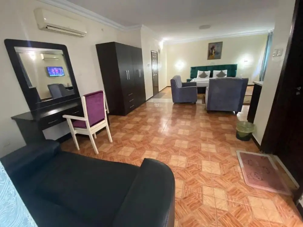 Hotel photo 12
