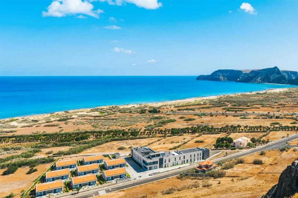 Beach & Waterfront