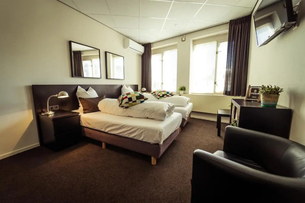 Standard Double room (twin beds)