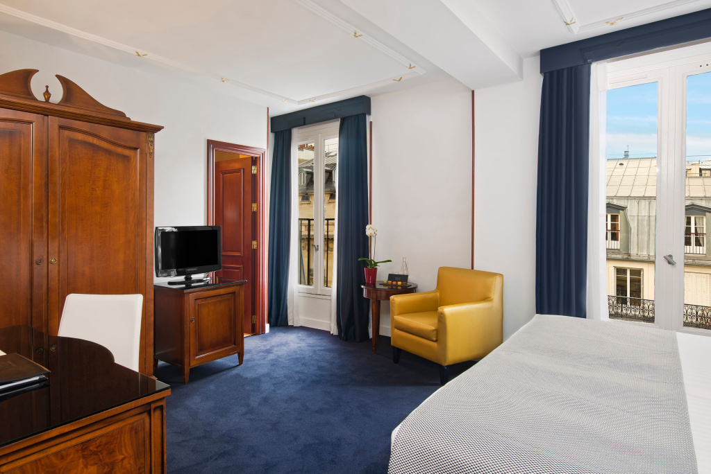 Melia Double room (full double bed)