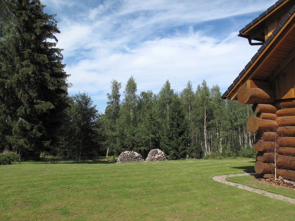 Srub Ku Bene Ov Nad Ernou