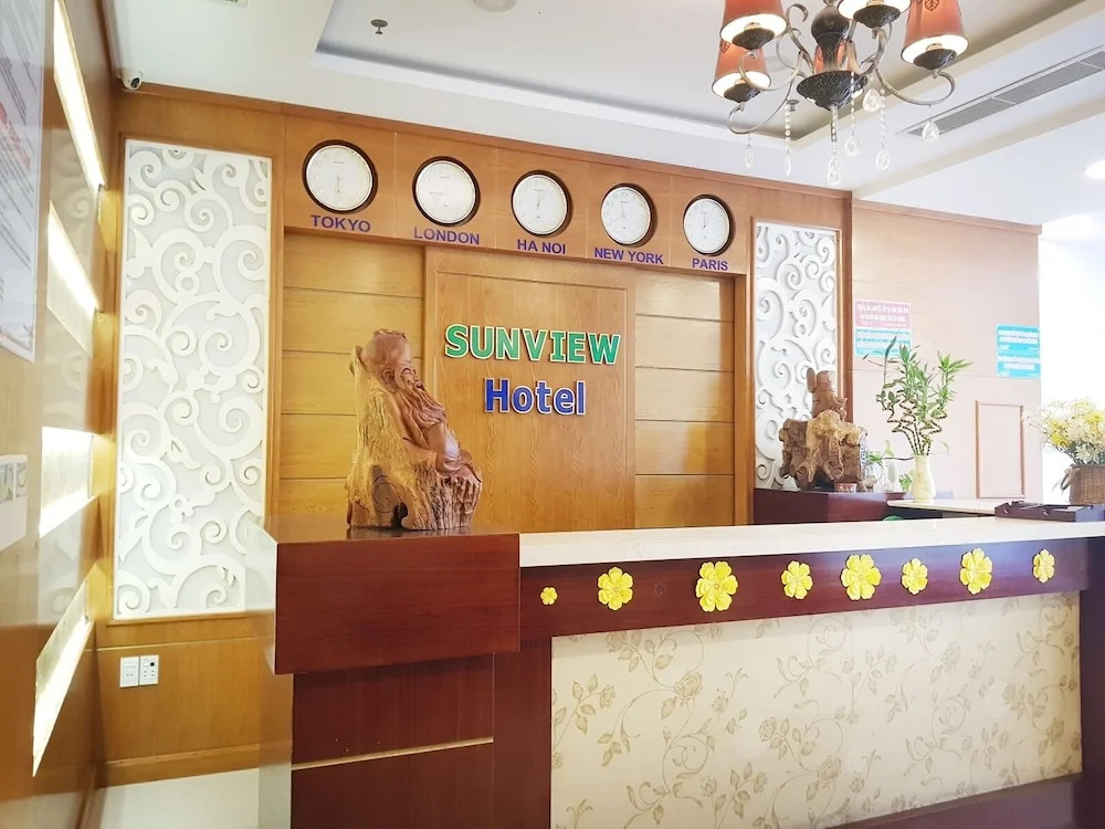 Lobby & Reception