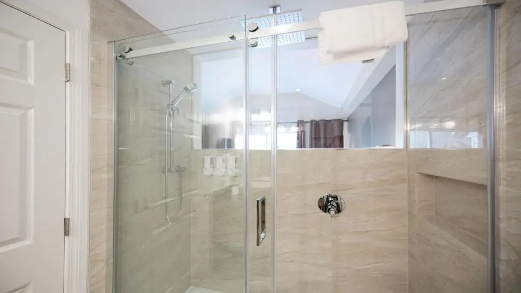 Gibsons Garden Hotel - Chambres