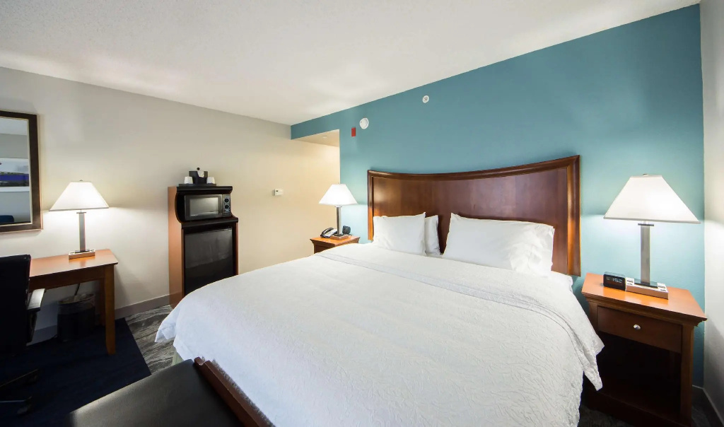Standard Double room (full double bed)