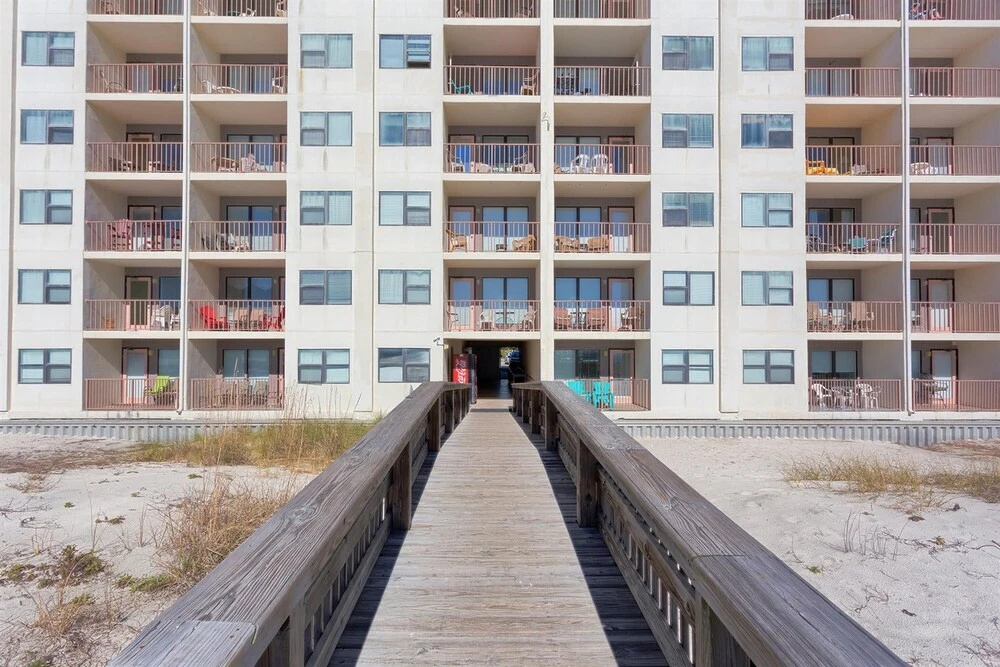 Island Shores Condos by Meyer VR