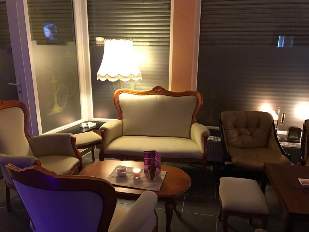 Elifim Hotel
