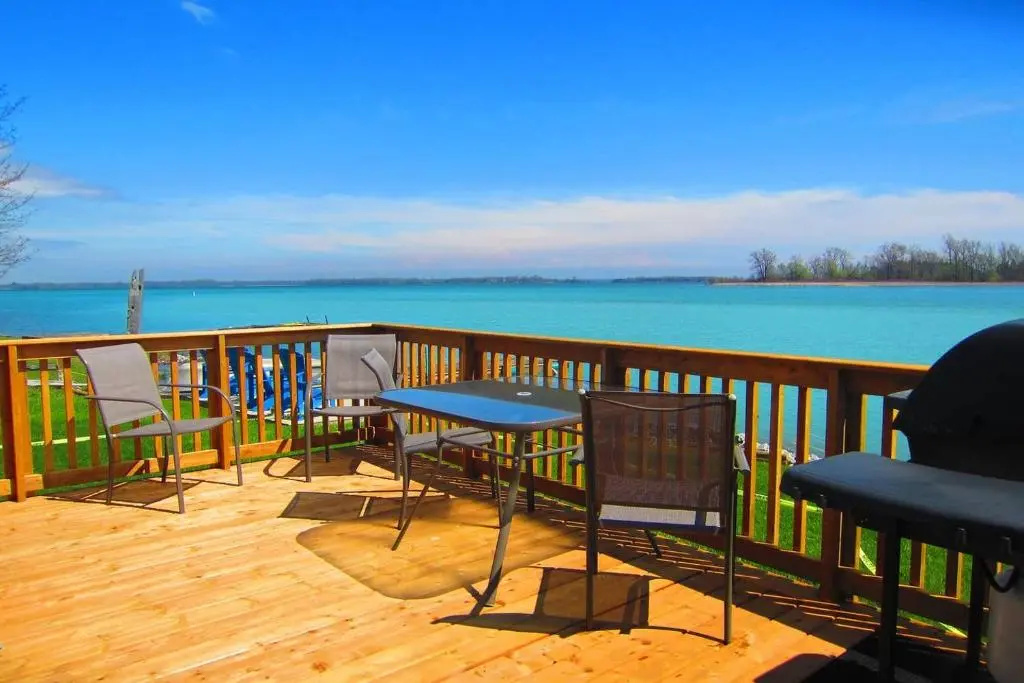 Beach & Waterfront