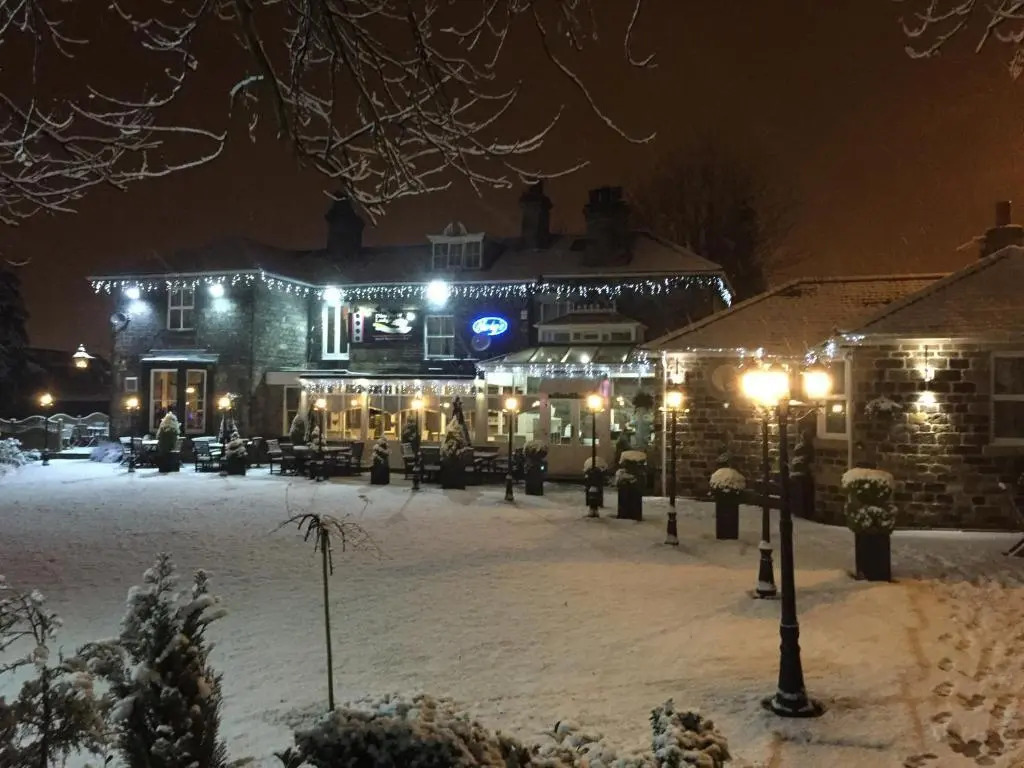 Dimple Well Lodge Hotel