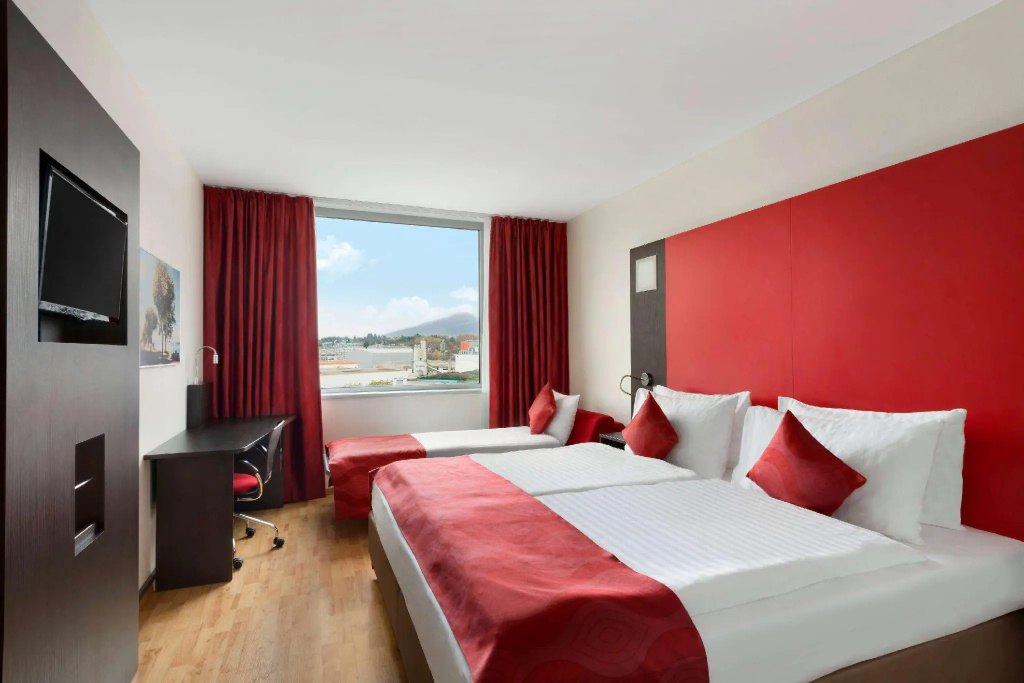 Double room (twin beds)