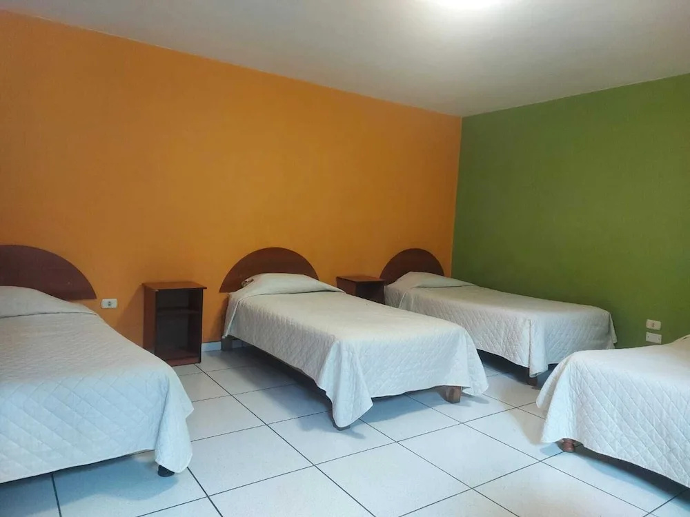 Economy Quadruple room