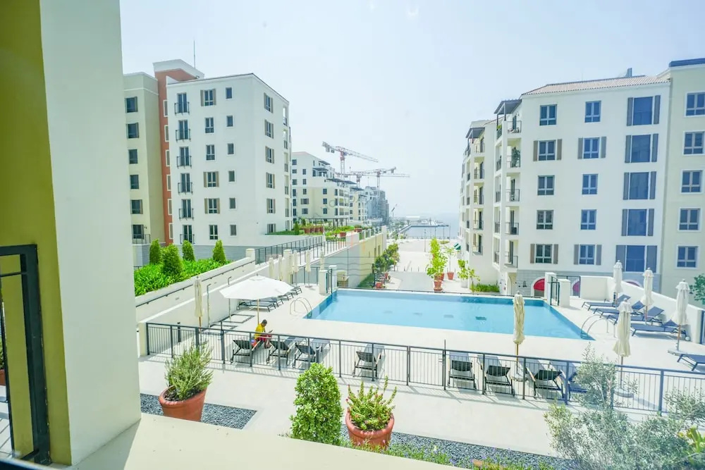 Yogi - Luxury Apartment With Sea View Close to the Beach