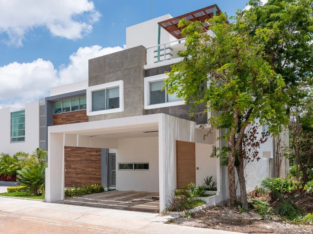 House in Cancun Near to the Airport, in a Family Neighborhood