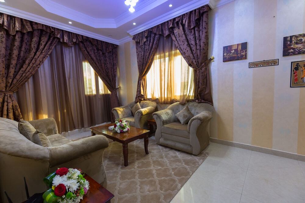 Dream Palace Hotel