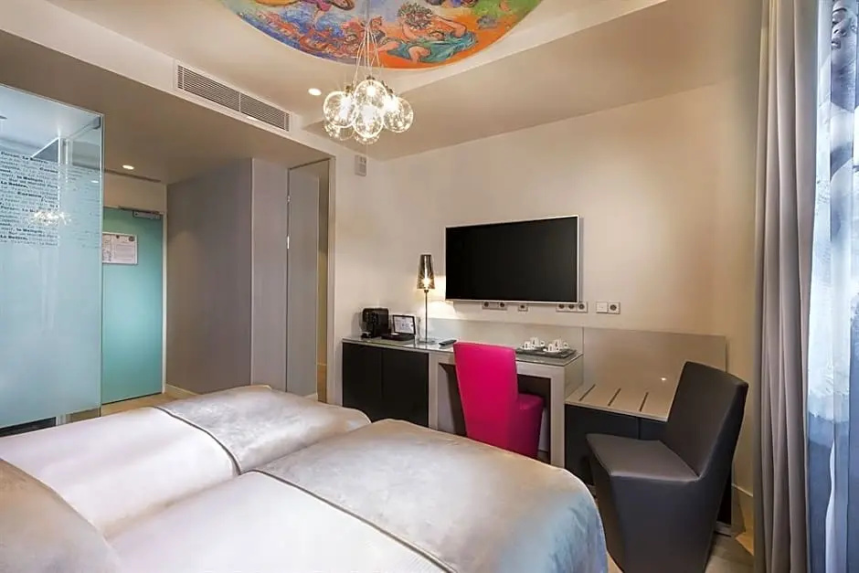 Lyric Hotel Paris 61
