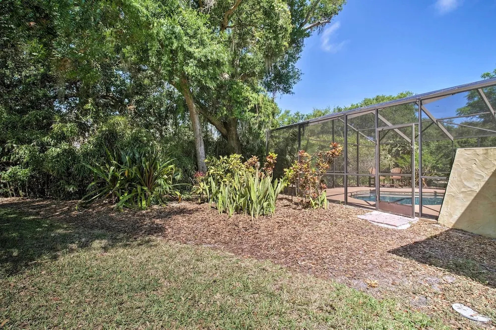 Merritt Island Oasis: 5 Mi to Satellite Beach!