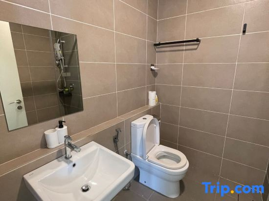 D’Pristine 3 bedroom residence 18-02 next to legoland