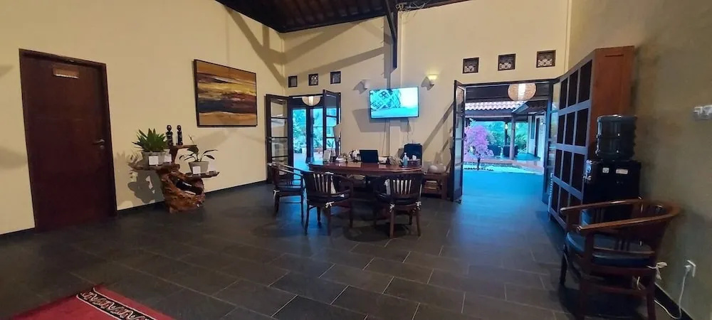 Hotel photo 12