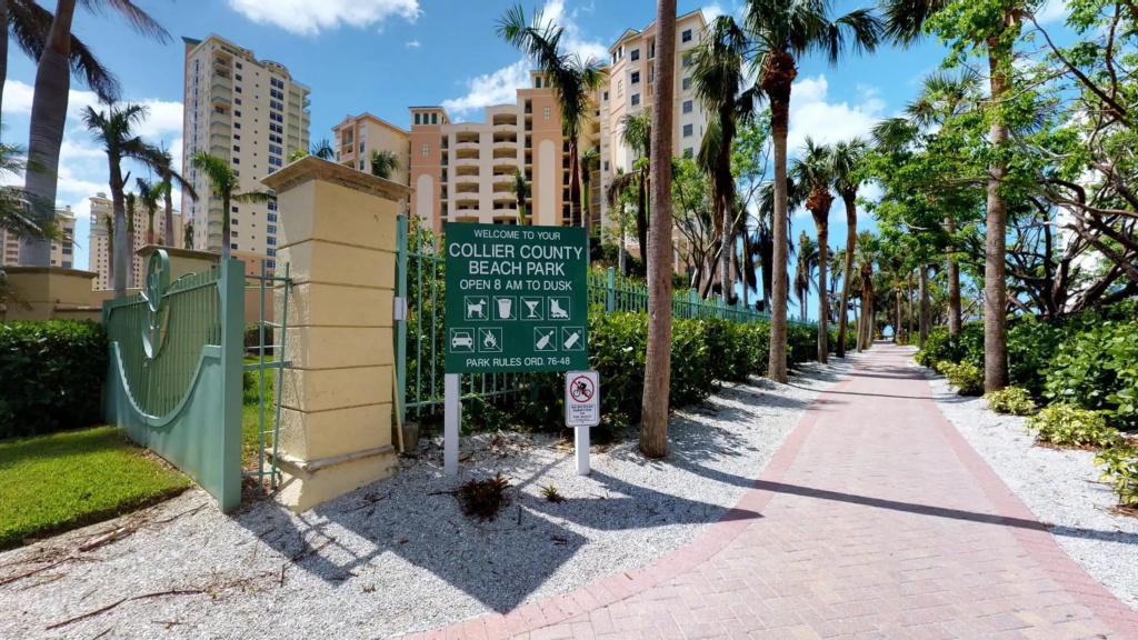 Prime Location I Free Beach Access Directly Across The Street!!!