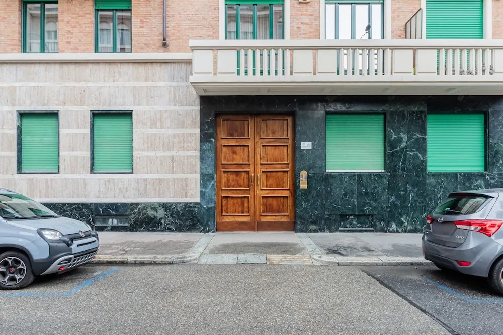Casa Alessandro in the Elegant Crocetta