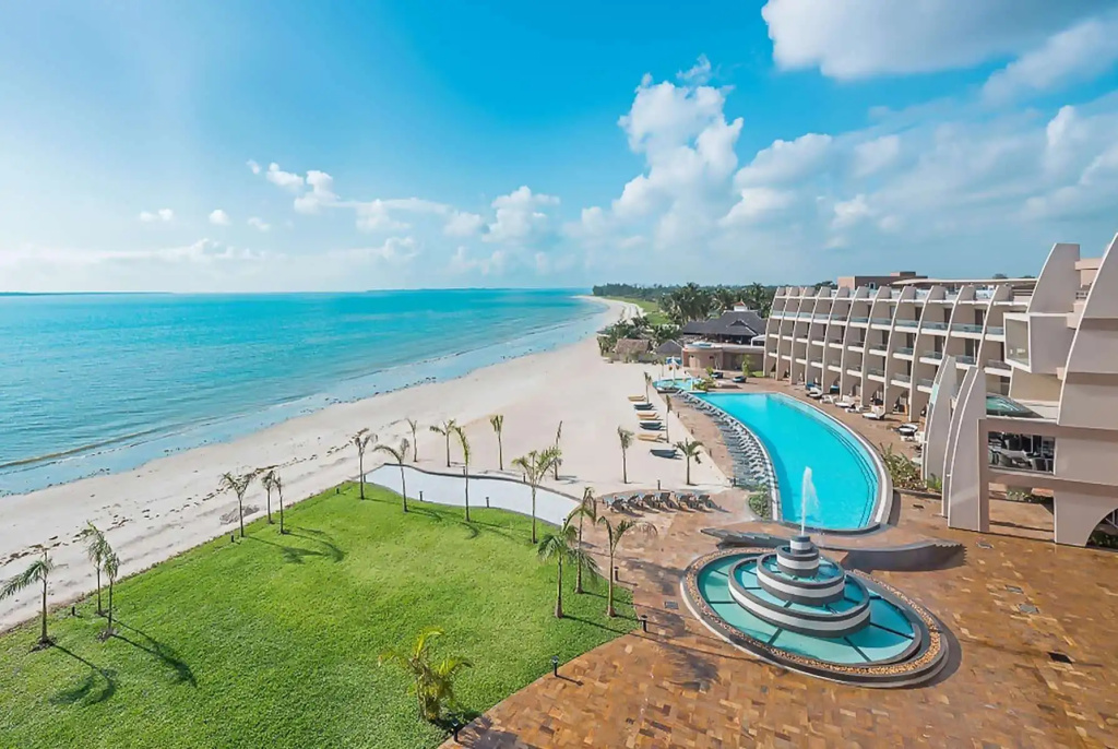 Beach & Waterfront