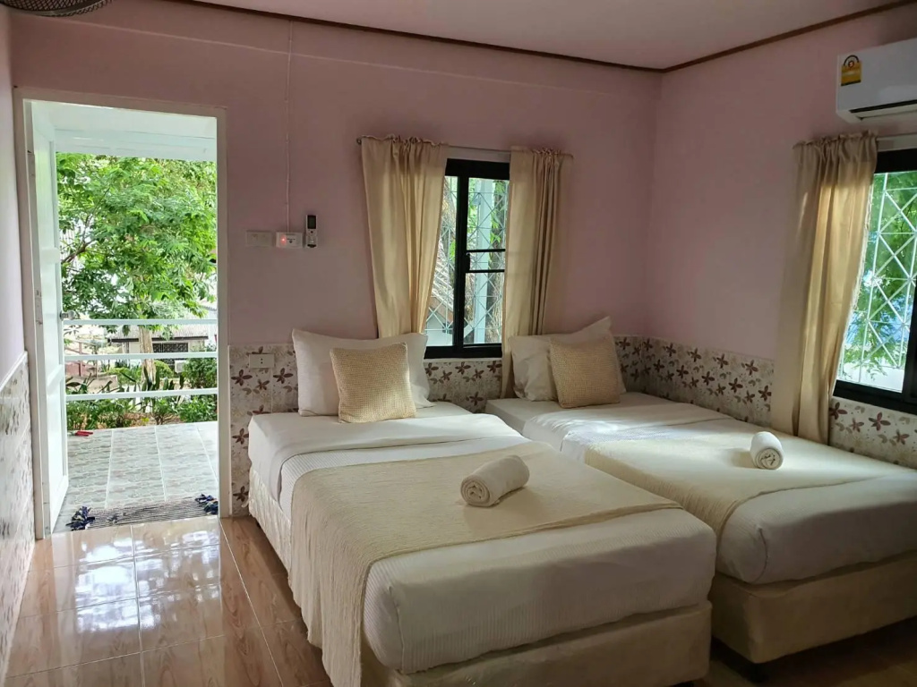 Economy room