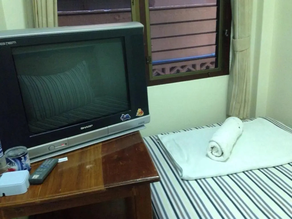 Economy room