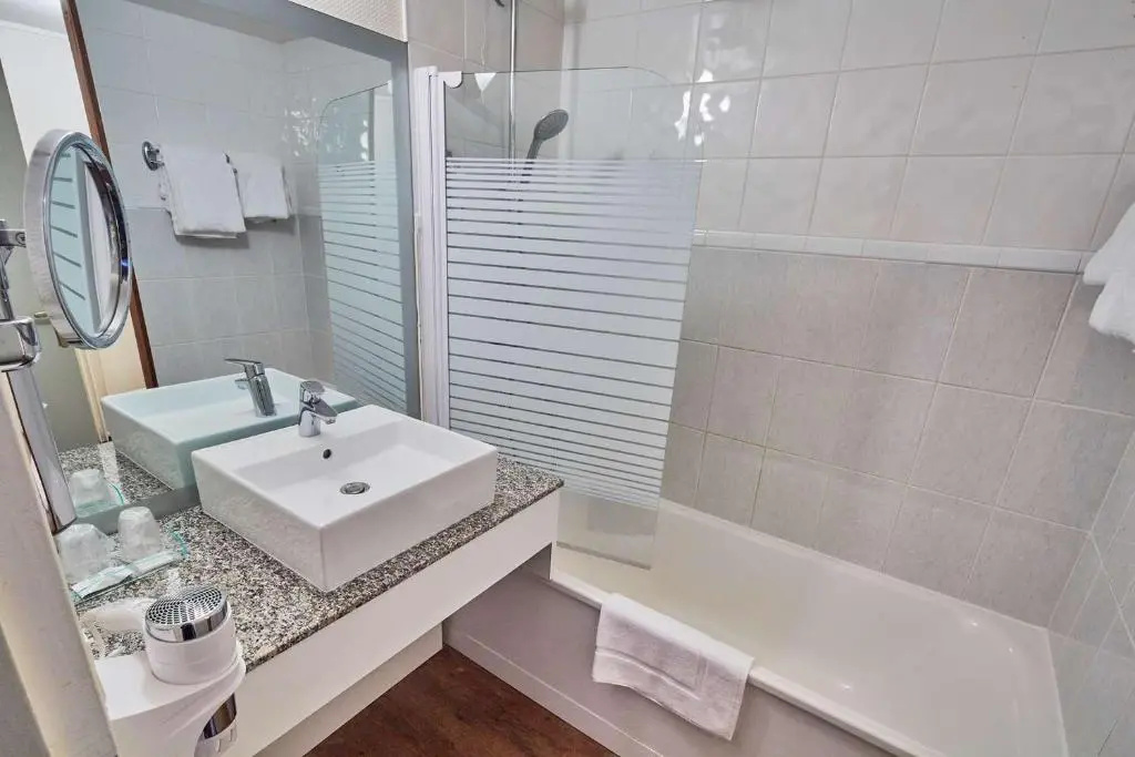 KYRIAD PRESTIGE BEAUNE - Le Panorama - Chambres
