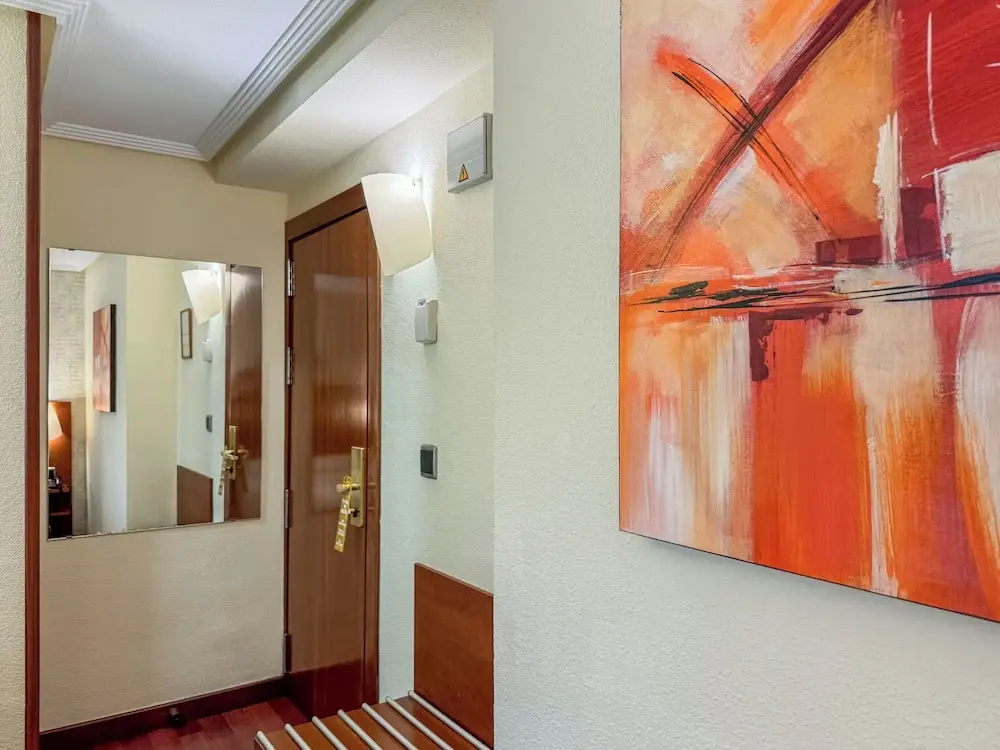 Torreluz Centro Hotel - Chambres
