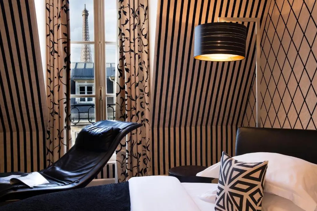Hotel Ares Eiffel 153