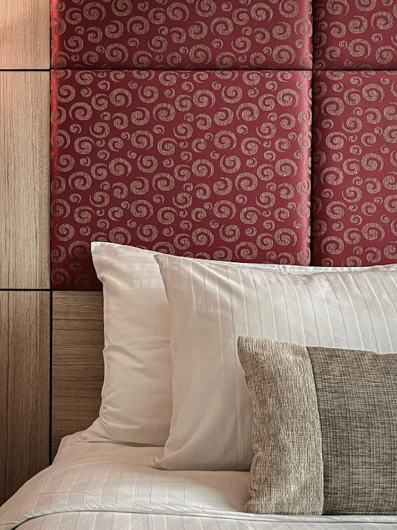 Double Suite (full double bed)