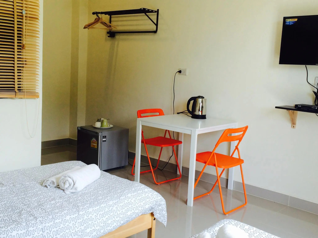 Montra Nakhon Guesthouse - Chambres