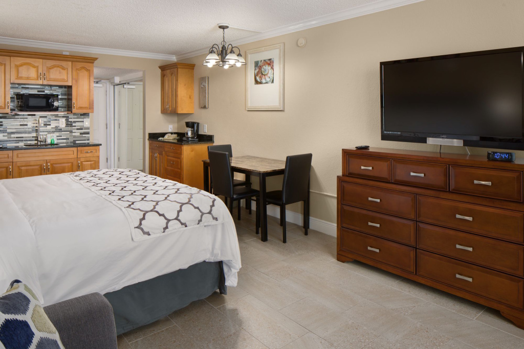 Island Inn Beach Resort - Général