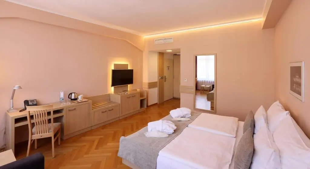 Hotel Amarilis - Chambres