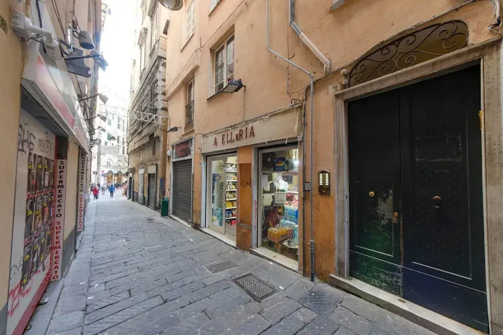 Hintown in via del Campo Nella Città Vecchia