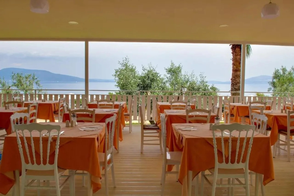 Calamos Beach Hotel, Аттика, Греція мініатюра 27