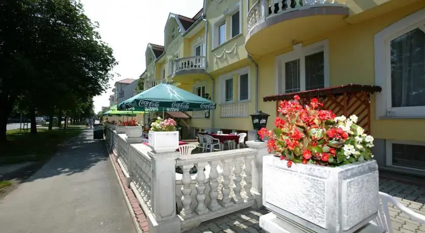 Hotel Korona***és Étterem - Général