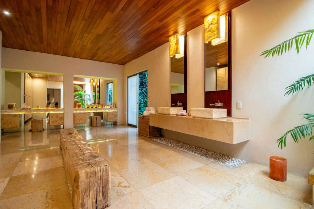 Las Mananitas Hotel Garden Restaurant and Spa