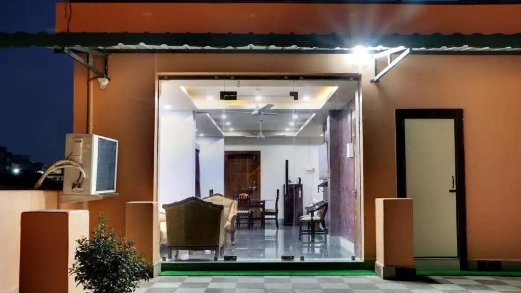 hotel_roomsBharalu Residency