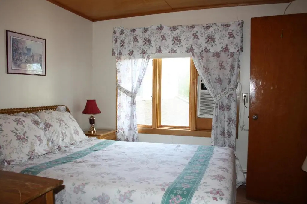 Shining Waters Country Inn - Chambres