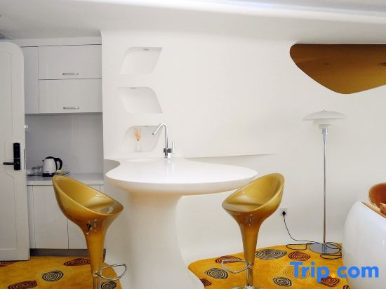 Люкс Deluxe в Guangzhou Planet Hotel